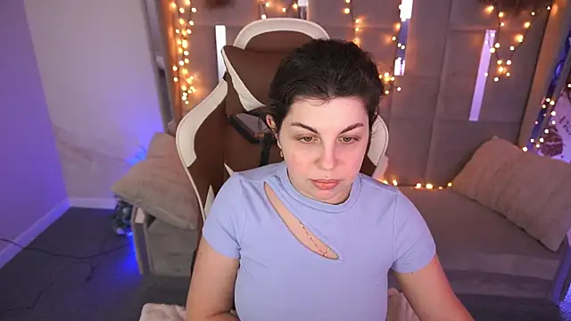 MirandaWong online show from 15, 2, 2026