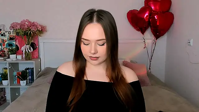 Snapshot of LittleKiitten chatting on 27, 5, 2026 LittleKiitten online show from 27, 5, 2026