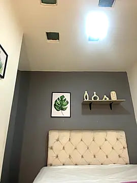 Soe Lara online show from 5, 12, 2025