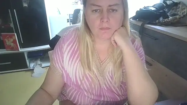 Meliss Official9 online show from 25, 9, 2025