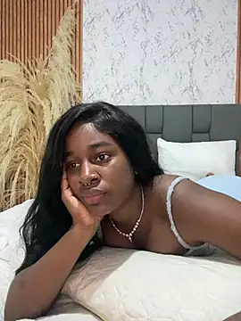 Snapshot of AkiraHomers chatting on 17, 12, 2024 AkiraHomers online show from 17, 12, 2024