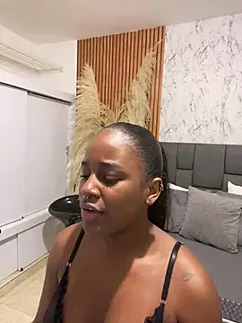 Snapshot of AkiraHomers chatting on 2, 1, 2025 AkiraHomers online show from 2, 1, 2025