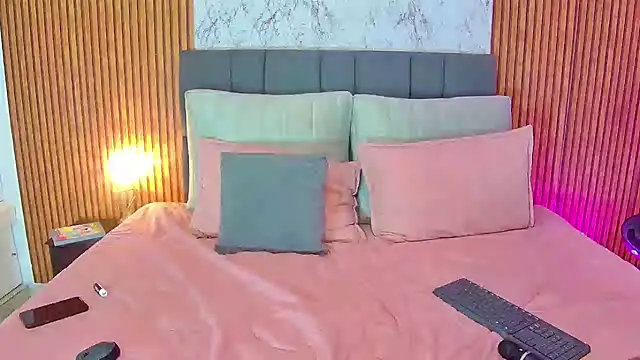 Snapshot of AkiraHomers chatting on 10, 2, 2025 AkiraHomers online show from 10, 2, 2025