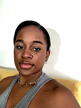 Snapshot of AkiraHomers chatting on 24, 9, 2025 AkiraHomers online show from 24, 9, 2025