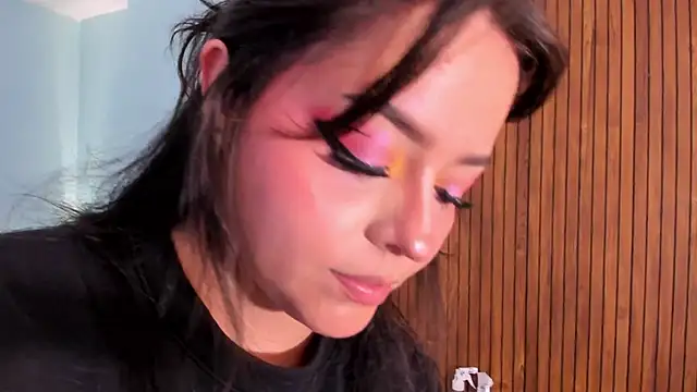 curvy rousi online show from 28, 9, 2025