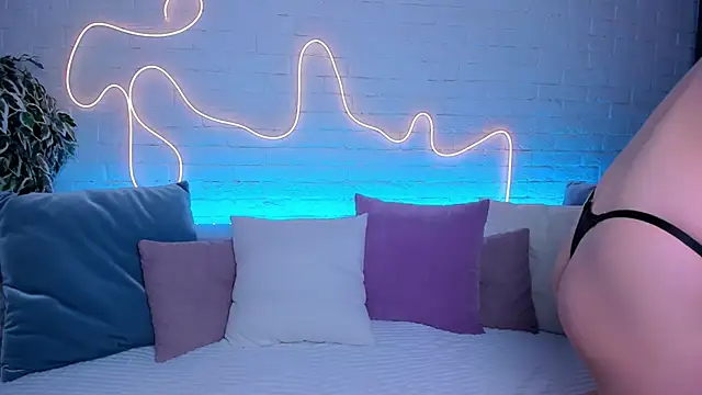 rossy babe  online show from 28, 10, 2025