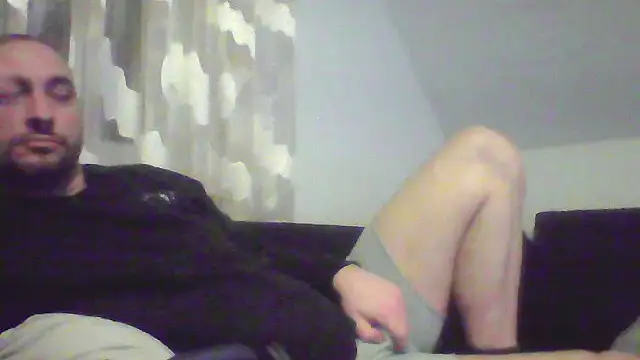 Snapshot of NewyorkDimi chatting on 26, 2, 2025 NewyorkDimi online show from 26, 2, 2025