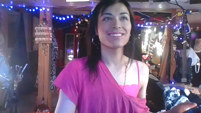 Michelle Flowers online show from 28, 10, 2025