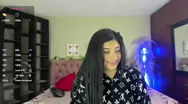 Lia Keen online show from 5, 2, 2025