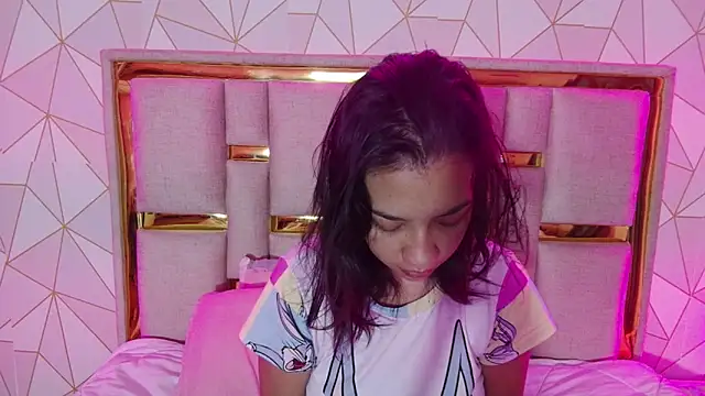 nina carther online show from 15, 4, 2026