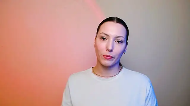 VanessaMay  online show from 9, 3, 2025