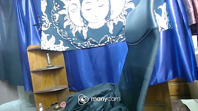 liriomilf online show from 19, 3, 2026