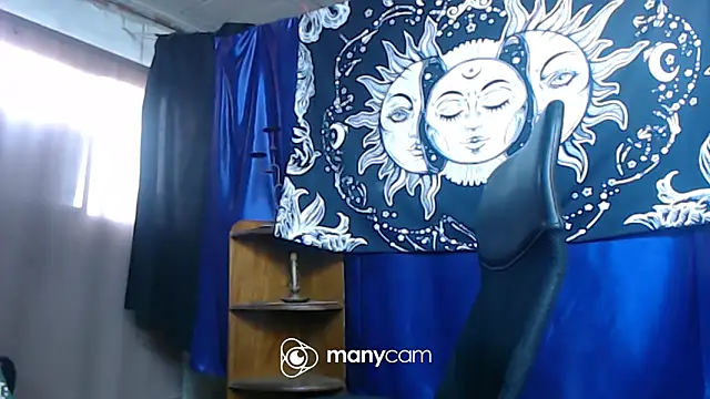 liriomilf online show from 31, 3, 2026