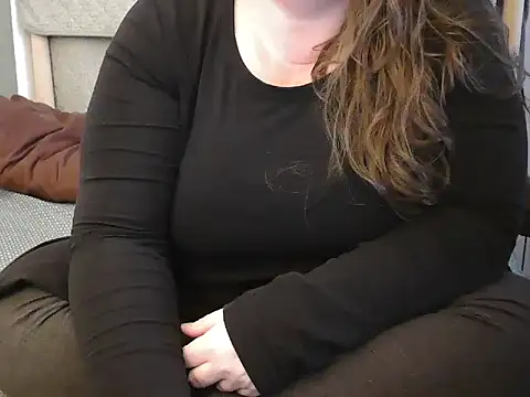 MarthaBriest online show from 12, 3, 2025