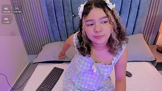 Snapshot of pretty_sunlight_ chatting on 21, 6, 2026 pretty sunlight online show from 21, 6, 2026