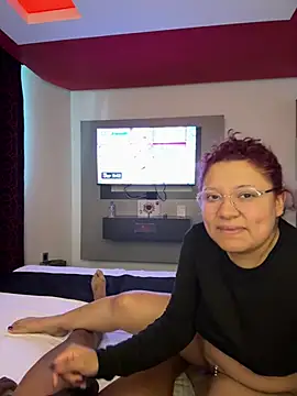 m0ondolly online show from 7, 7, 2026