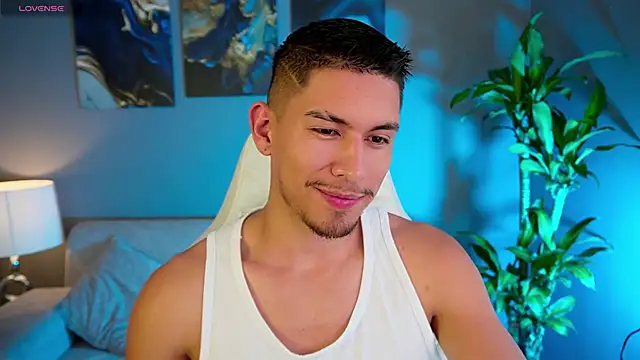 Aaronfox x online show from 2, 1, 2025