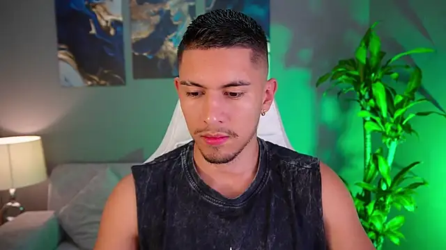 Aaronfox x online show from 5, 1, 2025