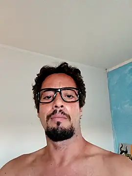 Snapshot of 2024gaelpiroca chatting on 30, 9, 2025 2024gaelpiroca online show from 30, 9, 2025