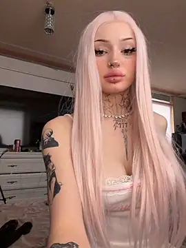 Snapshot of madelinexx chatting on 15, 6, 2026 madelinexx online show from 15, 6, 2026