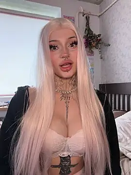 Snapshot of madelinexx chatting on 17, 6, 2026 madelinexx online show from 17, 6, 2026