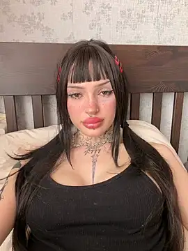 Snapshot of madelinexx chatting on 1, 7, 2026 madelinexx online show from 1, 7, 2026