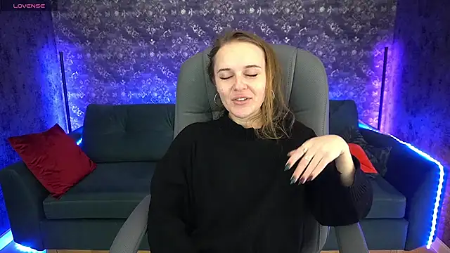 Snapshot of MaribelRiverr_ chatting on 19, 12, 2024 MaribelRiverr online show from 19, 12, 2024