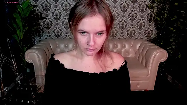 Snapshot of MaribelRiverr_ chatting on 22, 9, 2025 MaribelRiverr online show from 22, 9, 2025
