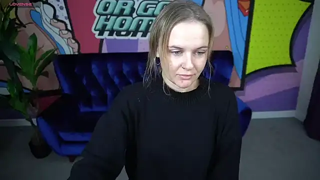 Snapshot of MaribelRiverr_ chatting on 19, 10, 2025 MaribelRiverr online show from 19, 10, 2025