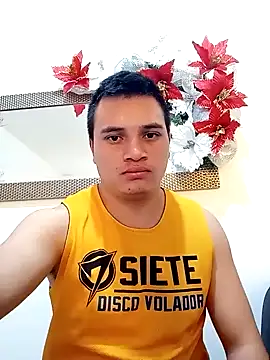 Snapshot of ahntony__69 chatting on 8, 1, 2025 ahntony 69 online show from 8, 1, 2025