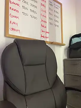 Snapshot of ahntony__69 chatting on 6, 2, 2026 ahntony 69 online show from 6, 2, 2026