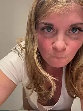 Snapshot of Lombada chatting on 21, 3, 2026 Lombada online show from 21, 3, 2026