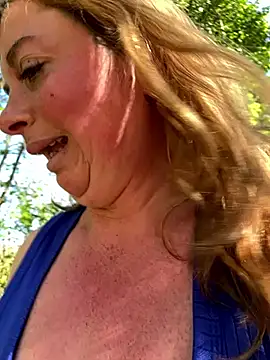 Snapshot of Lombada chatting on 7, 4, 2026 Lombada online show from 7, 4, 2026