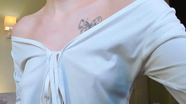 Stacy River online show from 20, 2, 2025