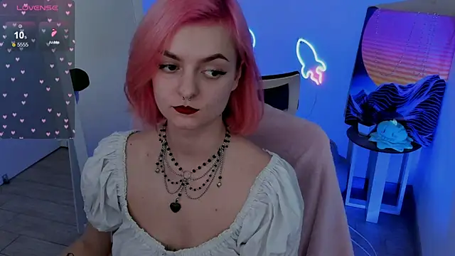 Fire Bestie online show from 13, 2, 2025