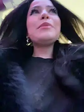 Chloe  Moon online show from 19, 12, 2024