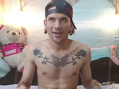 tylor boy online show from 25, 11, 2025