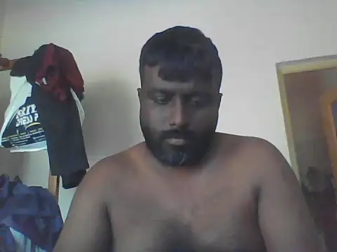 Snapshot of nikini1621 chatting on 4, 11, 2025 nikini1621 online show from 4, 11, 2025