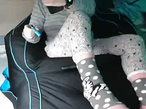 Snapshot of LaRa_forU chatting on 16, 12, 2024 LaRa forU online show from 16, 12, 2024