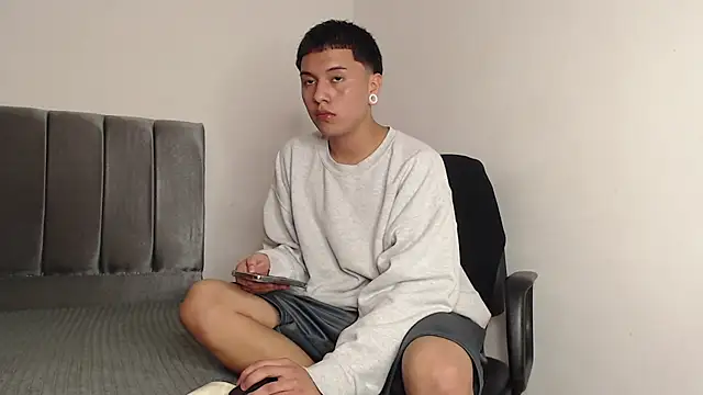 alex-lover online show from 7, 2, 2025