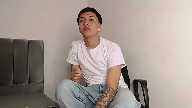 alex-lover online show from 16, 9, 2025