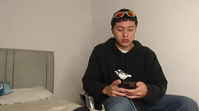 alex-lover online show from 7, 2, 2026