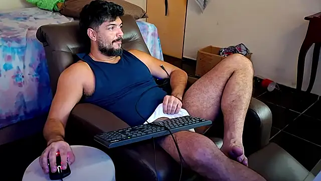 Snapshot of LUH133 chatting on 7, 2, 2026 LUH133 online show from 7, 2, 2026