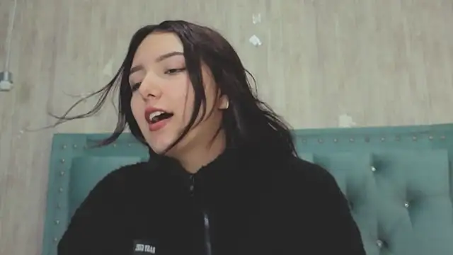 Marcelaa fox online show from 18, 9, 2025