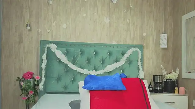 Marcelaa fox online show from 2, 12, 2025