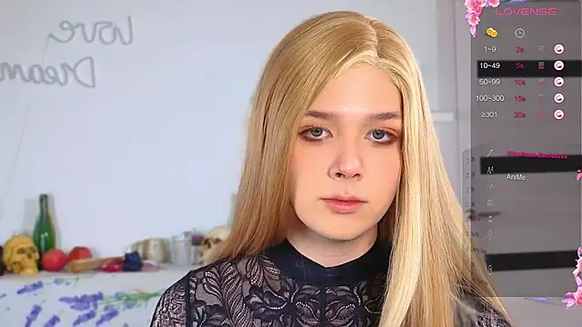  yourFoxy  online show from 7, 11, 2025