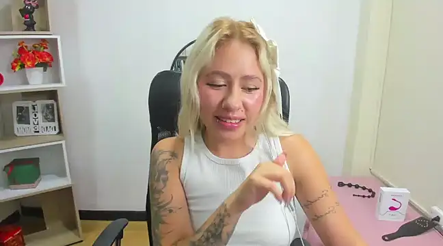 ConstansBlonde online show from 5, 2, 2025