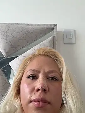 ConstansBlonde online show from 11, 9, 2025