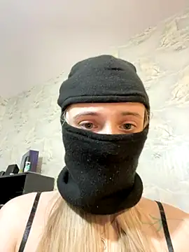 Cutekris online show from 10, 11, 2025