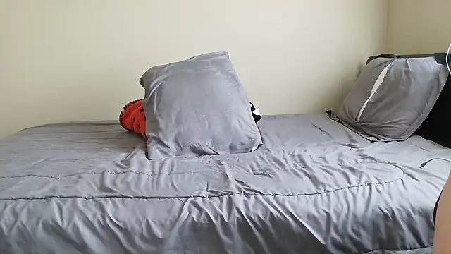 cumwithkash online show from 20, 2, 2025